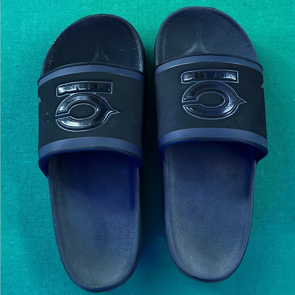 NFL x NIKE Offcourt Chicago Bears Black Slides